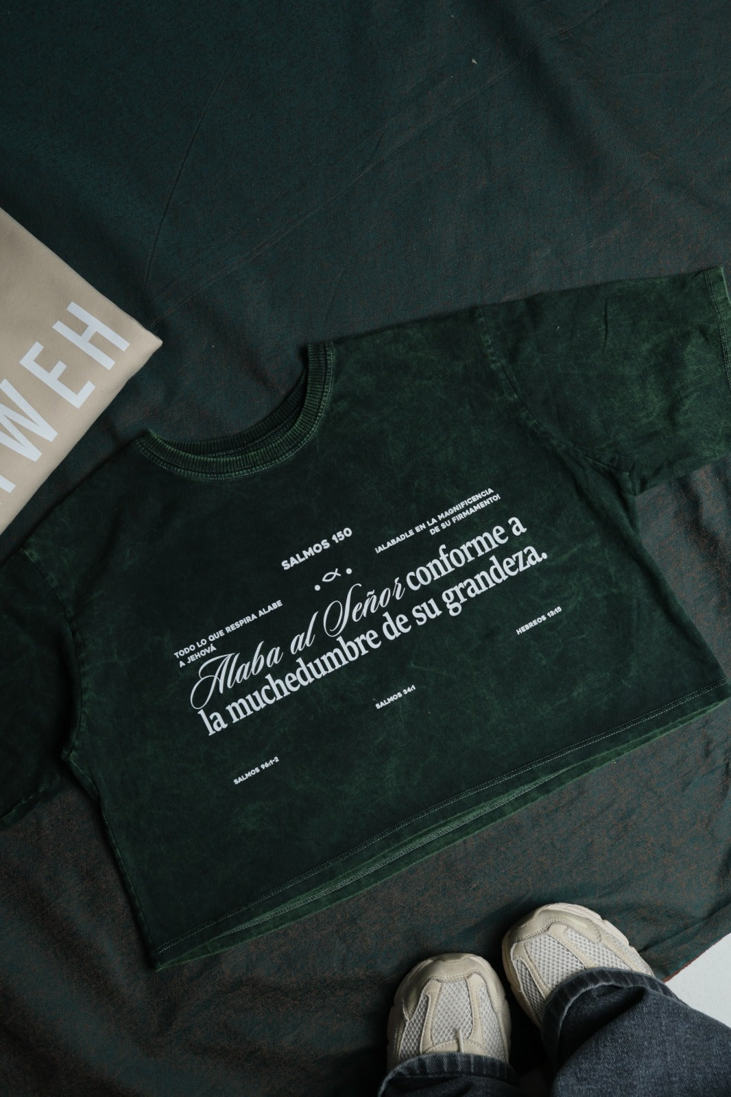 Camiseta Oversize Cropped Salmos 150 | Selah Colombia