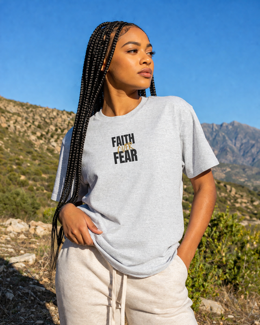 Faith Over Fear | Camiseta Regular Fit | Selah Colombia